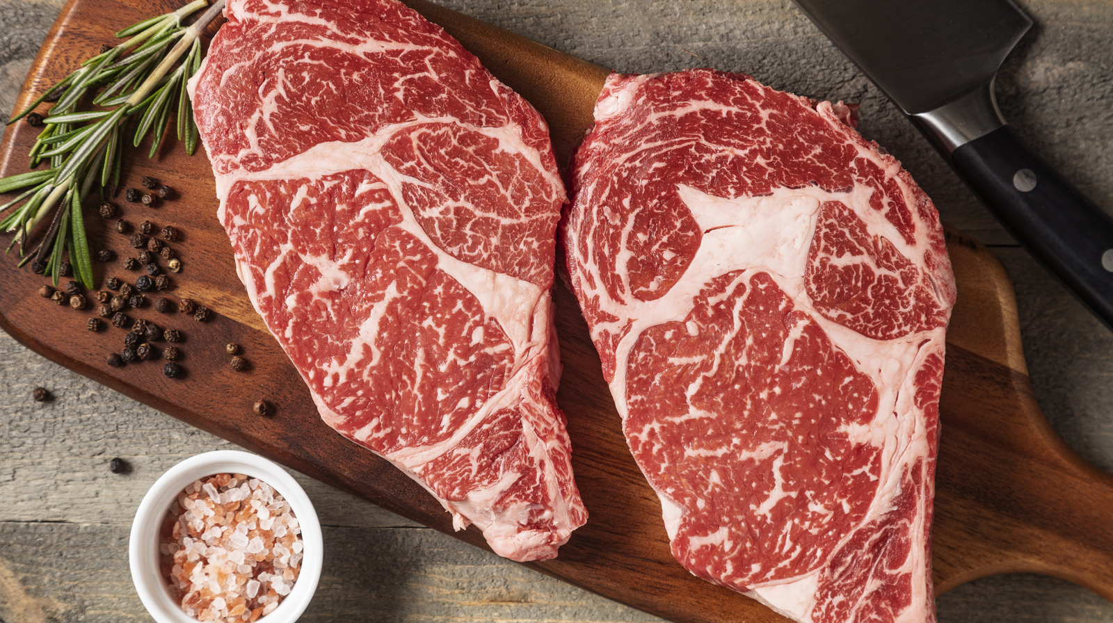<a href="https://www.foodrepublic.com/1958702/california-local-steakhouse-wagyu/" target="_blank">The Luxurious California Steakhouse That Serves 3 Different Types Of Wagyu</a>