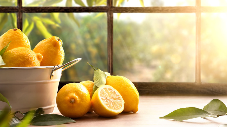 Basket of lemons