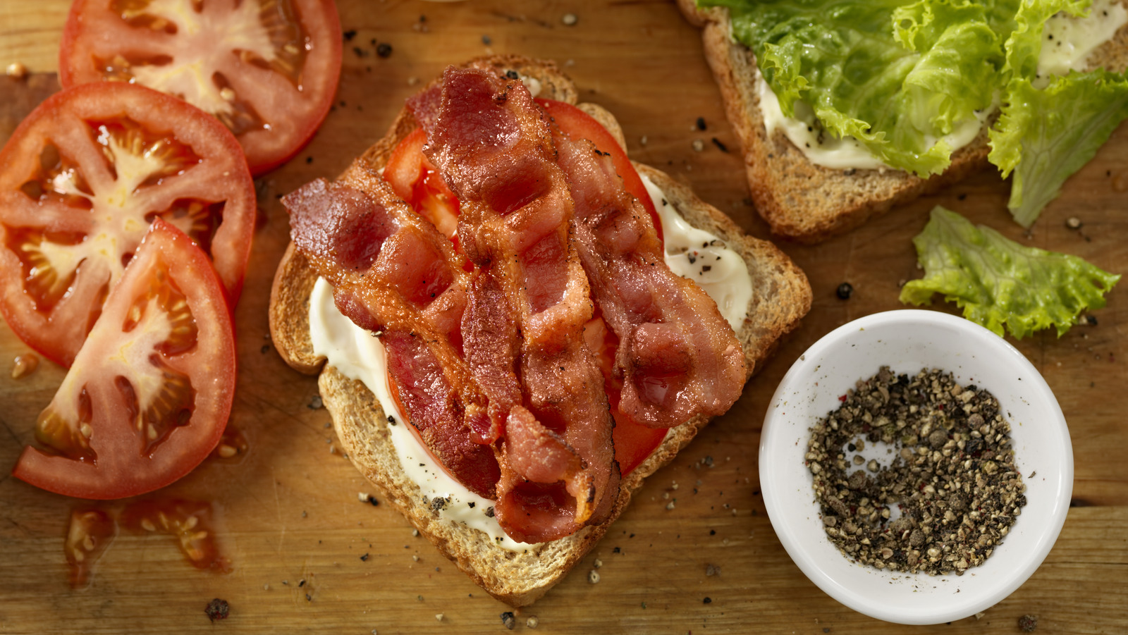 <a href="https://www.foodrepublic.com/1736649/upgrade-blt-sandwich-garlic-mayo/" target="_blank">The Mayo Upgrade That Takes BLT Sandwiches To A New Level</a>