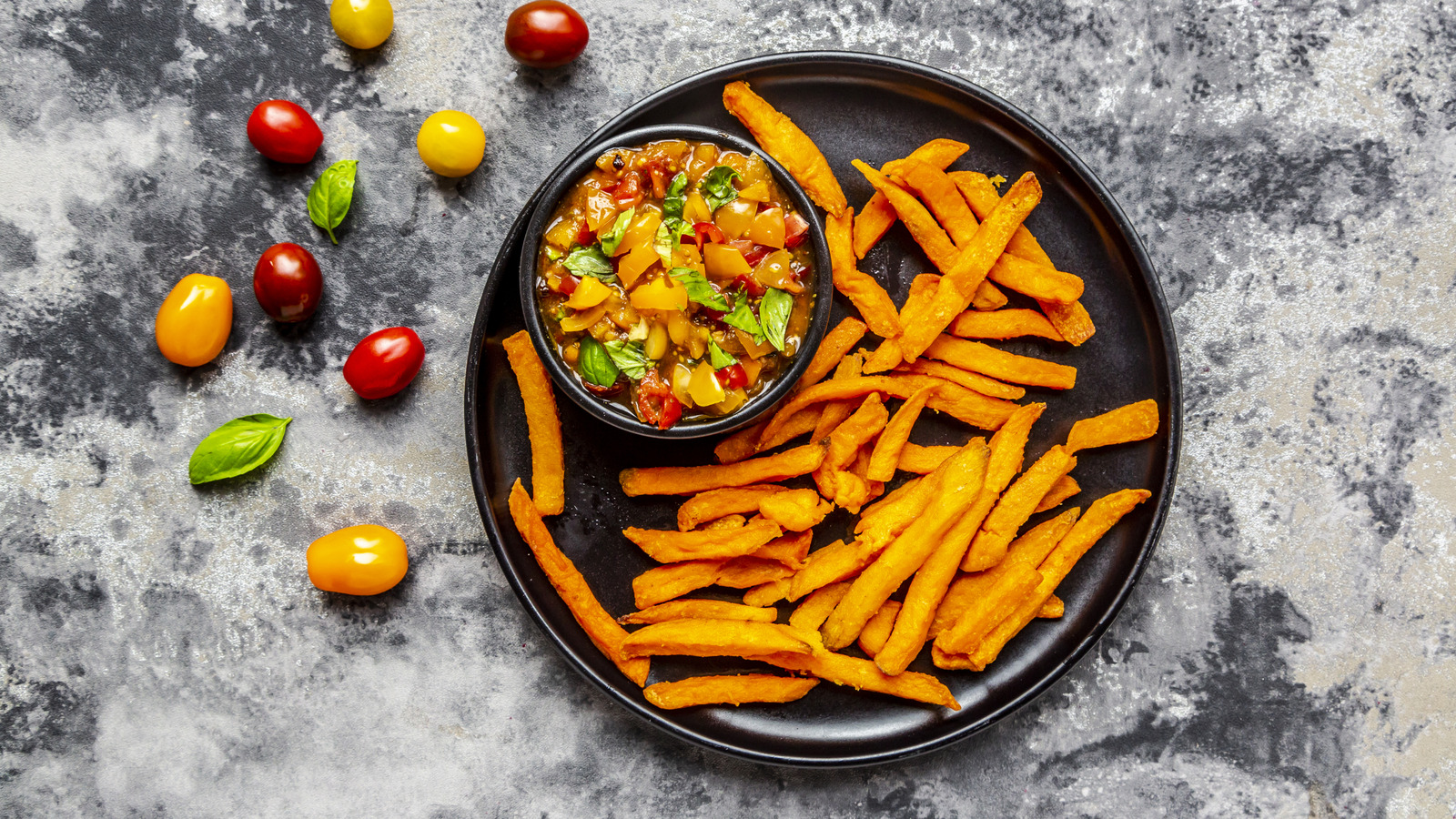 <a href="https://www.foodrepublic.com/1742913/crispy-sweet-potato-fries-overcrowding-mistake/" target="_blank">The Mistake That’s Ruining Your Sweet Potato Fries</a>