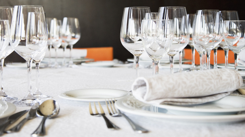 fine dining place setting