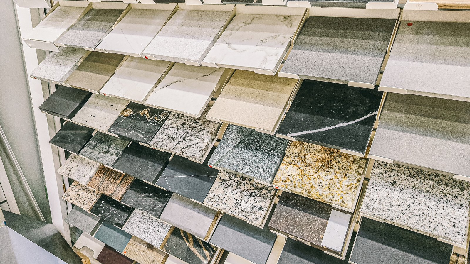 <a href="https://www.foodrepublic.com/1969223/neutral-backsplash-color-outdated-brown/" target="_blank">The Neutral Backsplash Color That’s Nearly A Thing Of The Past</a>