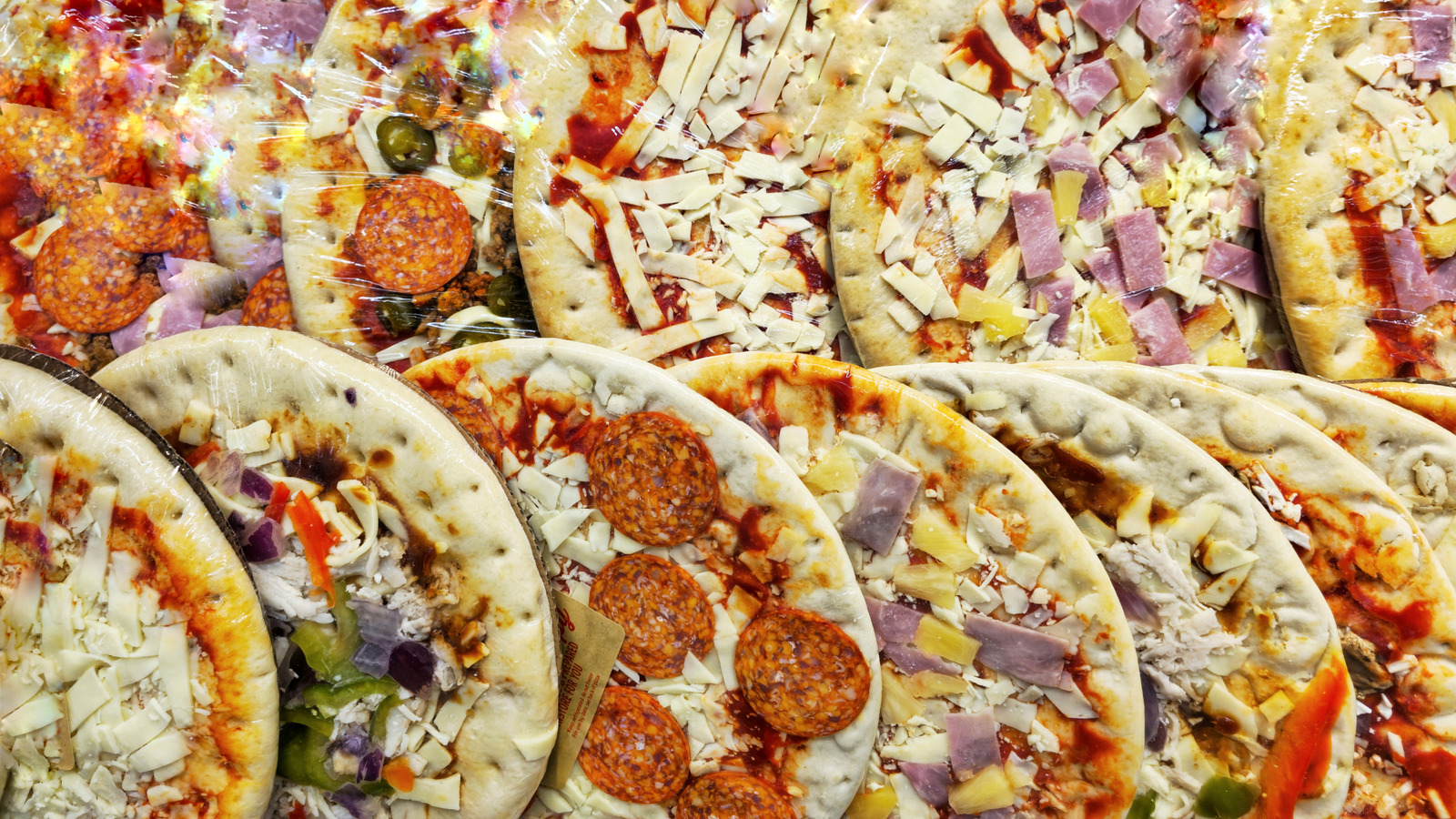 The Nostalgic Frozen Pizza Customers Miss Dearly