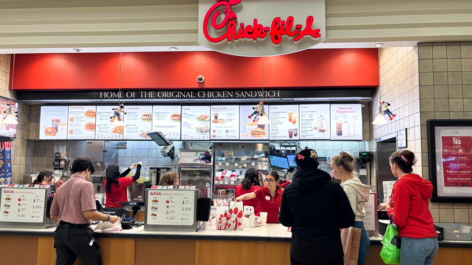 The Not-So-Secret Ice Cream Sandwich You Can Order At Chick-Fil-A