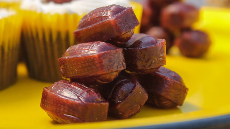 Root beer barrel candies.