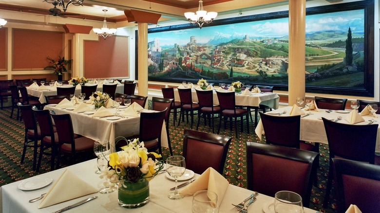 One of the dining rooms in the Fior d'Italia showcases a large painting on the wall