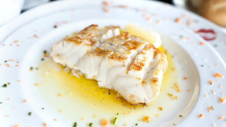 Lemon butter sauce over fish