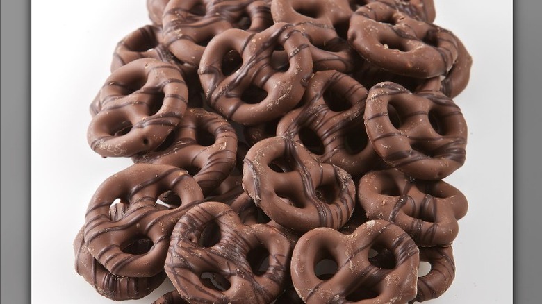 The Painted Pretzel package