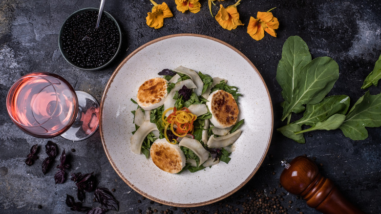 Goat cheese and artichoke salad