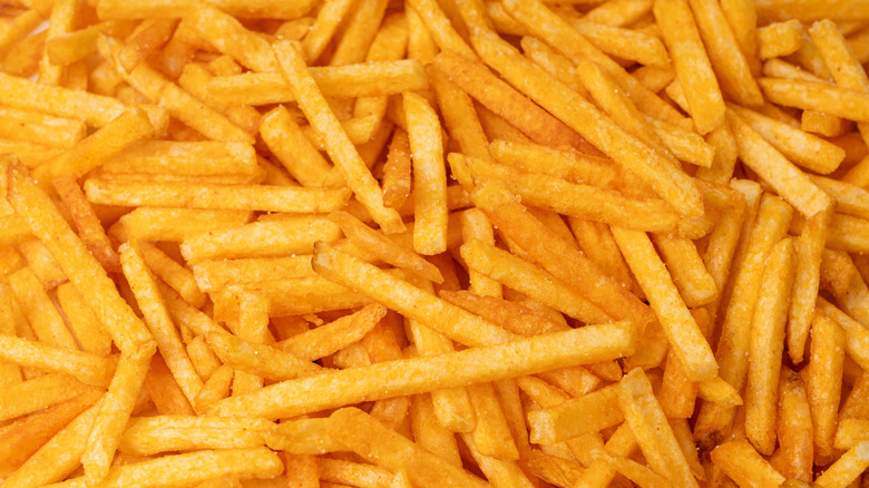 Pile of extra crispy french fries