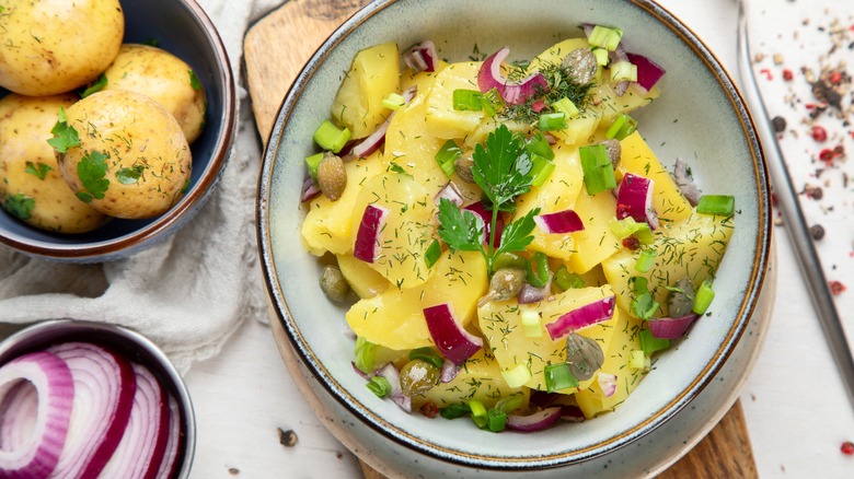potato salad with capers and red onions