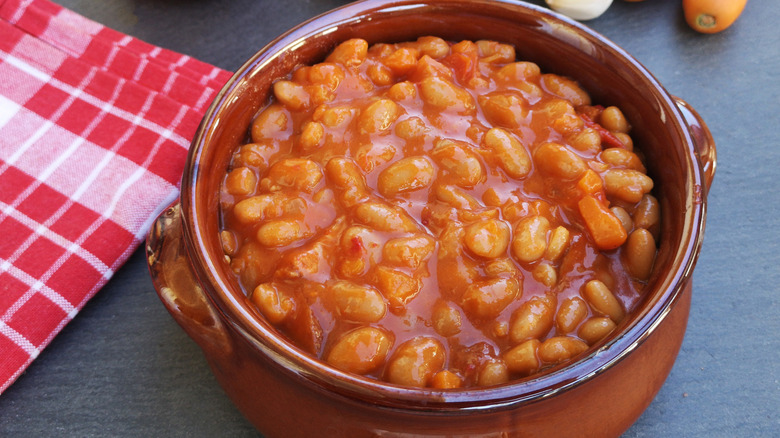 Baked beans in a ceramic bowl.