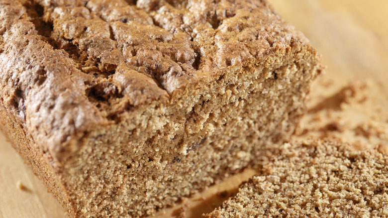 gluten-free banana bread with raisins