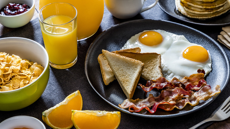 Orange juice with breakfast