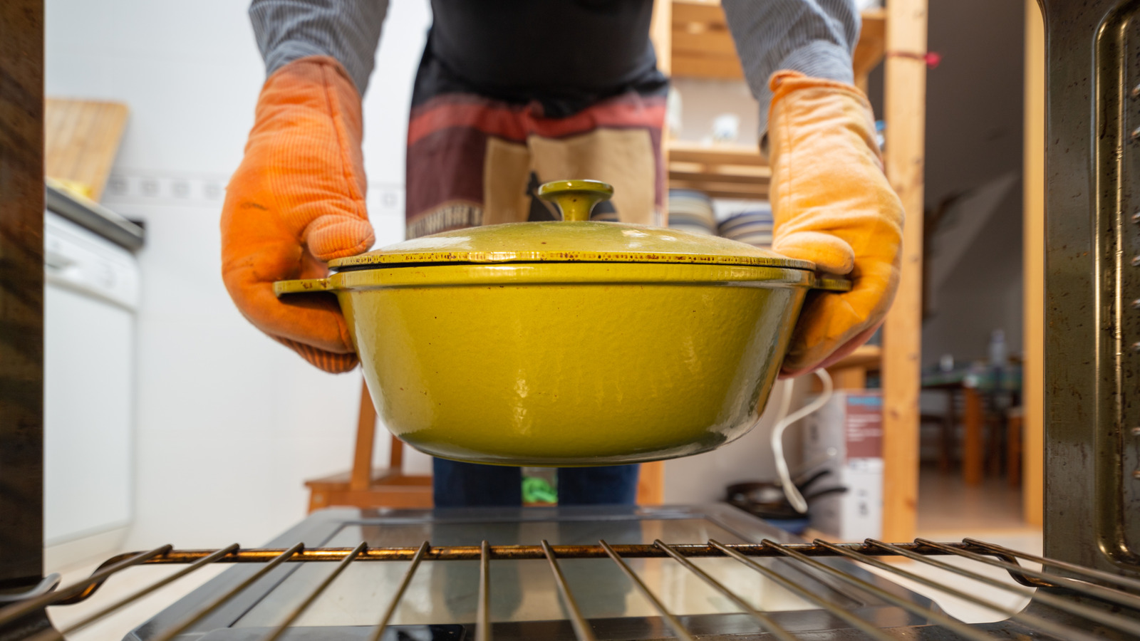 <a href="https://www.foodrepublic.com/2026513/retro-chicken-casserole-forgotten-king-ranch/" target="_blank">The Retro Chicken Casserole That Was Lost To Time</a>
