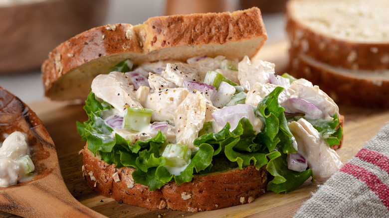 Creamy chicken salad in sandwich with lettuce