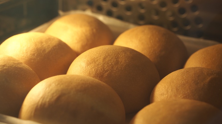 Rolls baking