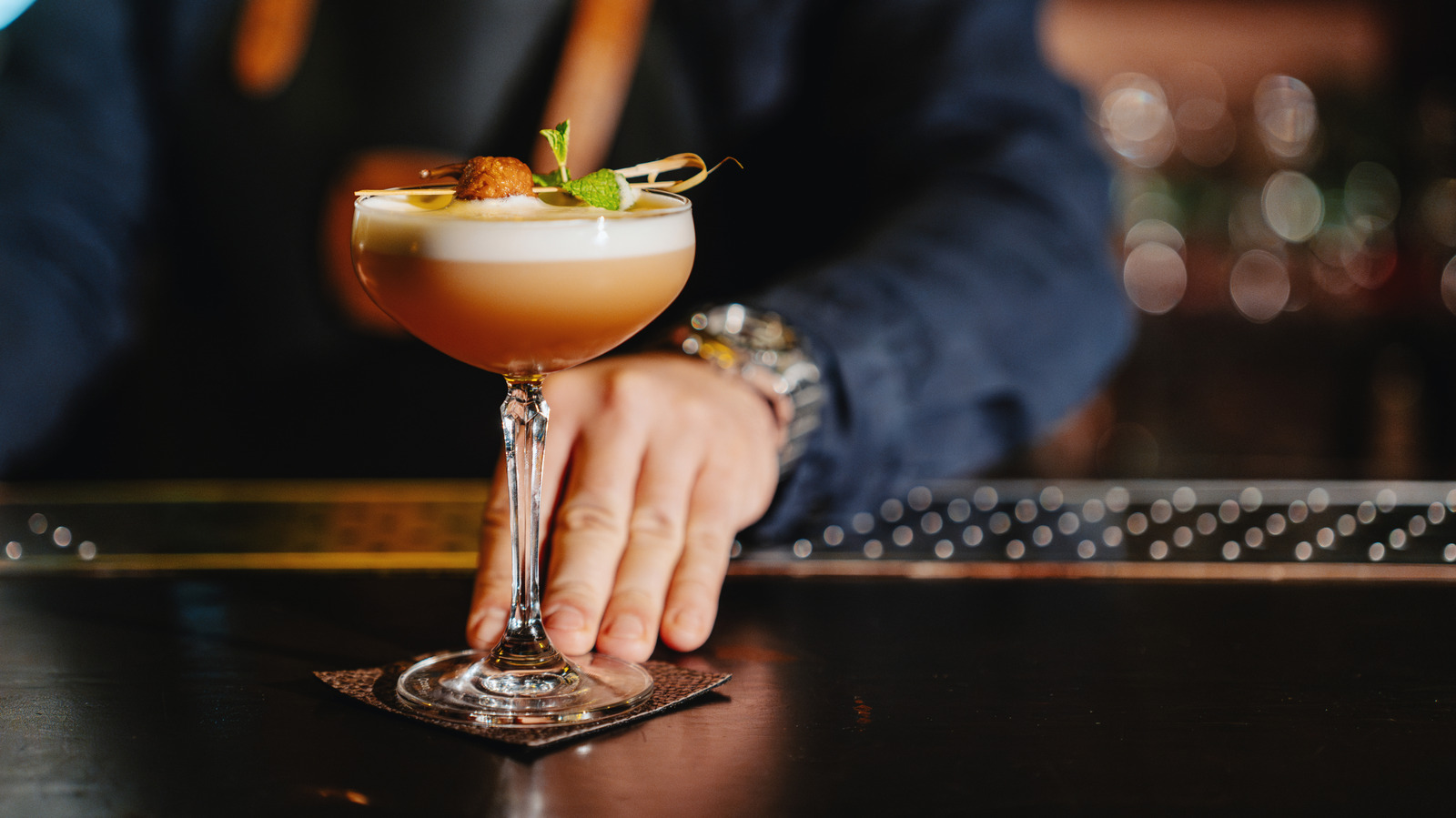 <a href="https://www.foodrepublic.com/2211163/simple-technique-daiquiri-taste-better-than-bar/" target="_blank">The Simple Technique To Make A Daiquiri Taste Better Than At A Bar</a>