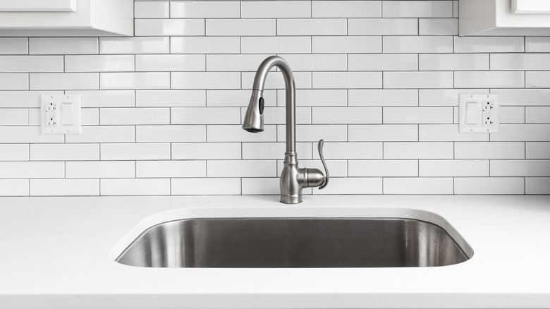 Kitchen sink
