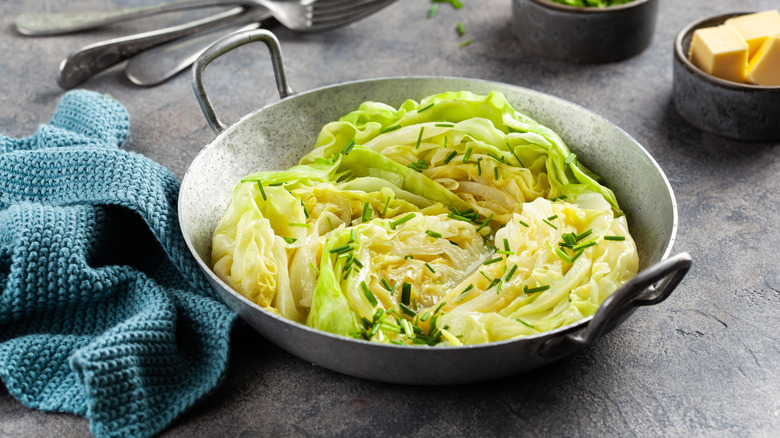 Stewed, buttery cabbage with chives