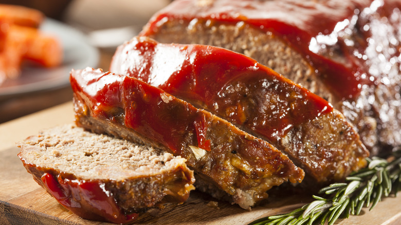 Sliced meatloaf glazed with barbecue sauce