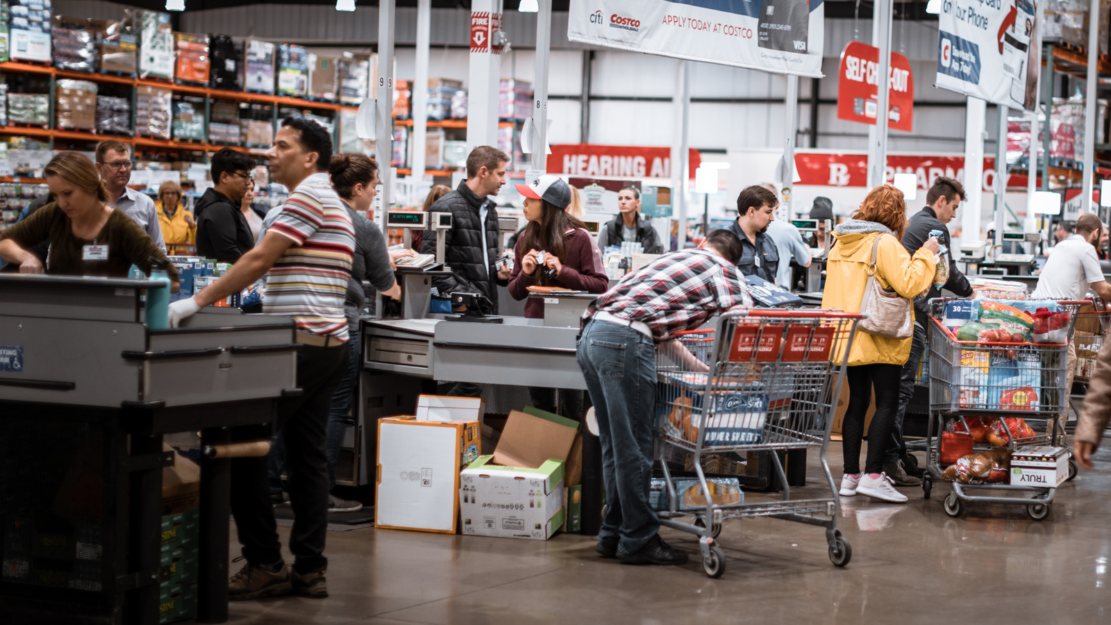 <a href="https://www.foodrepublic.com/1795429/costco-self-checkout-membership-card/" target="_blank">The Sneaky Self-Checkout Trick You Won’t Get Away With At Costco</a>
