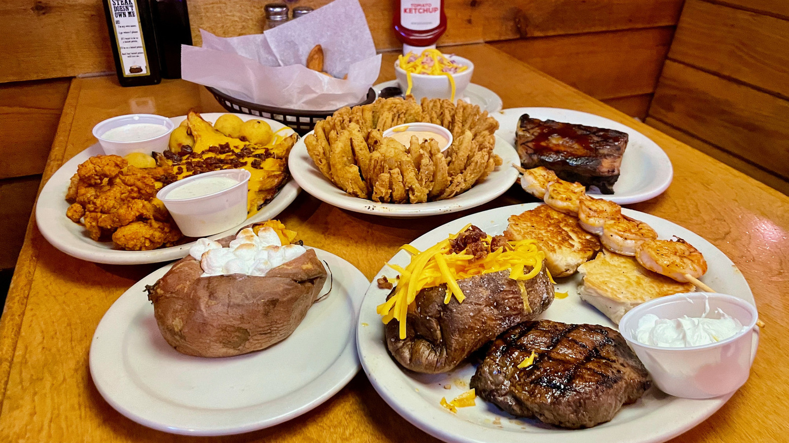 <a href="https://www.foodrepublic.com/1951868/texas-roadhouse-side-worst-ranked/" target="_blank">The Texas Roadhouse Side We Ranked Last Didn’t Taste Fresh</a>