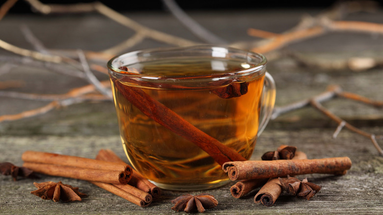 Hot water steeping with cinnamon 