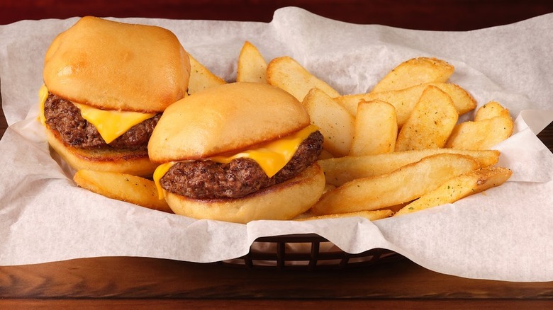 Texas Roadhouse Mini-Cheeseburgers with fries
