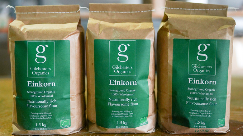 Bagged einkorn flour