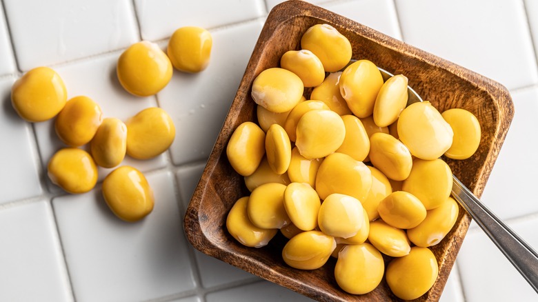 Marinated lupini beans