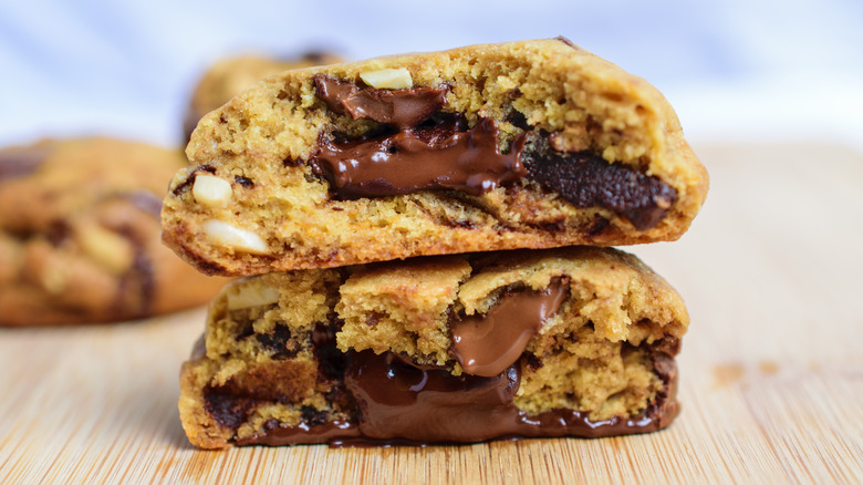 soft chocolate chip cookies broken in half