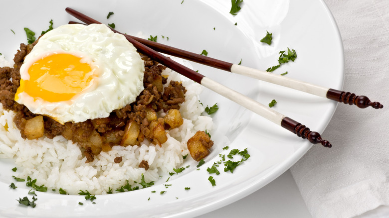 Macanese minchi with side of rice