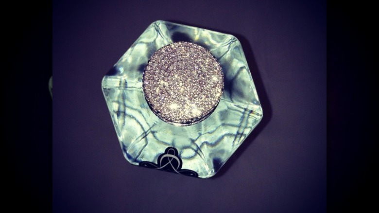 9OH2O's diamond encrusted bottle cap
