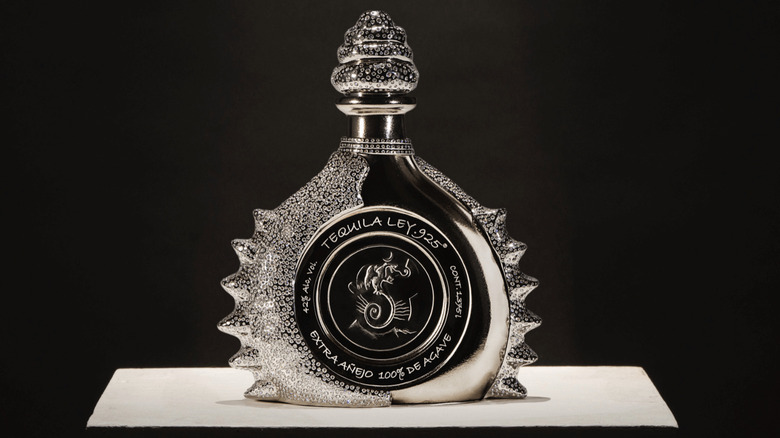 Ley Tequila .925 Diamante bottle