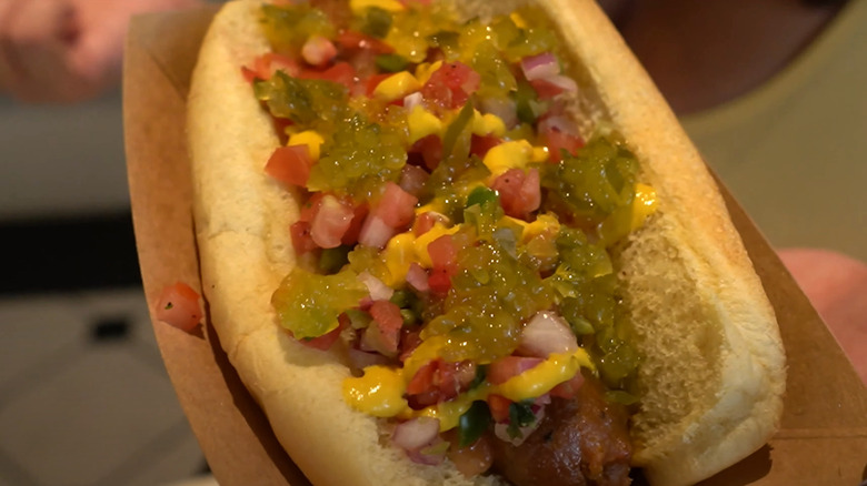 casey's corner chicago hot dog