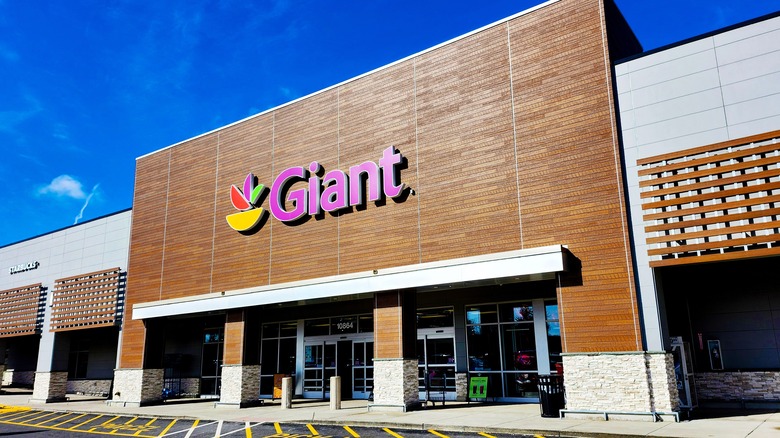 Exterior of a Giant supermarket under a blue sky