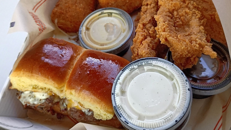 A Chili's Triple Dipper sits in a to-go box
