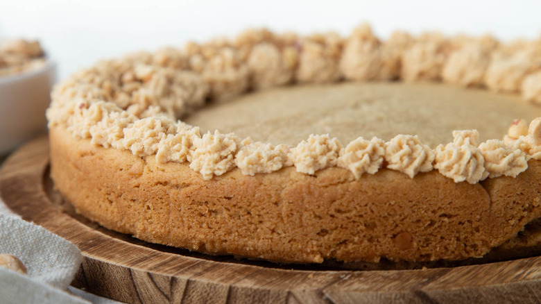 frosted peanut butter cookie cake