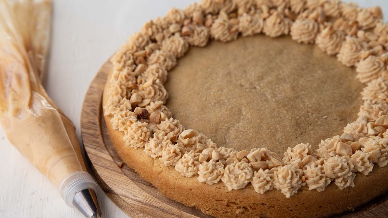 frosted peanut butter cookie cake