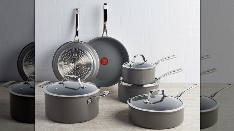 photographed T-fal ceramic cookware set
