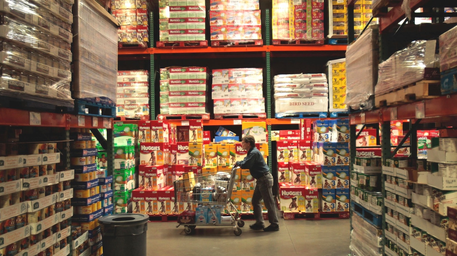 <a href="https://www.foodrepublic.com/2148905/costco-kirkland-almond-flour-availability-customers/" target="_blank">This Fan-Favorite Kirkland Flour Is Getting Harder To Find, According To Costco Customers</a>