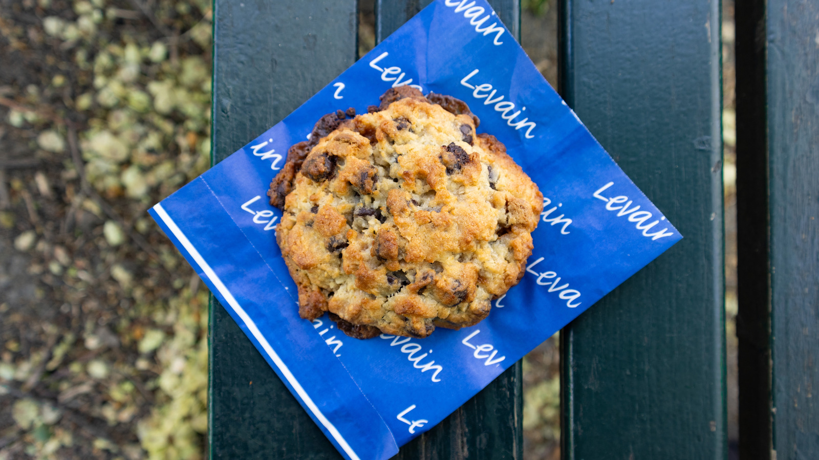 <a href="https://www.foodrepublic.com/2152639/levain-bakery-cookie-gift-box-mothers-day/" target="_blank">This Levain Cookie Gift Box Is Perfect For Mother’s Day (And It’s Cheaper Than The Holiday Tin)</a>