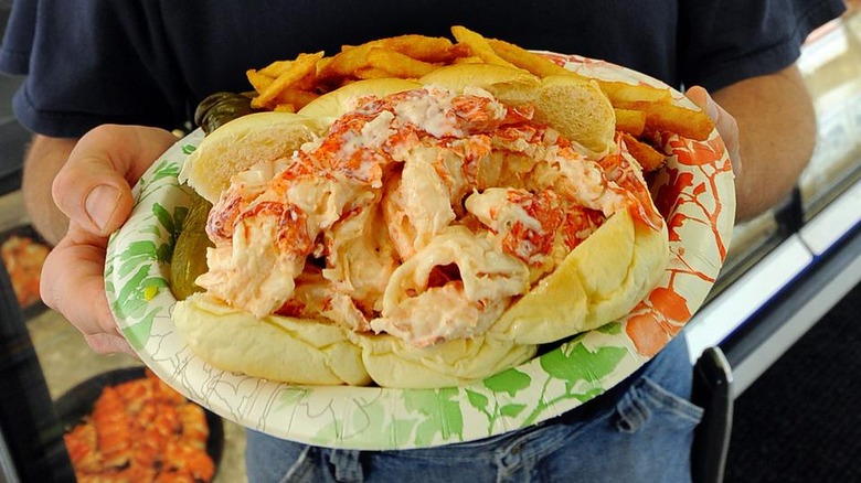 This Lobster Roll Is Red Sox Pitcher Felix Doubront's Secret Weapon