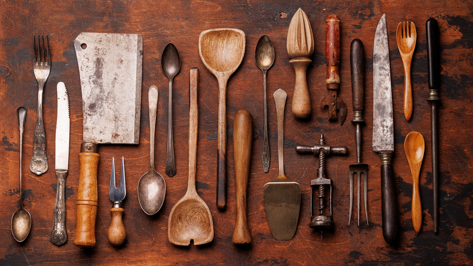 <a href="https://www.foodrepublic.com/2031753/old-school-kitchen-item-vanished-flour-sifters/" target="_blank">This Old-School Kitchen Item From The 1800s Has Essentially Vanished</a>