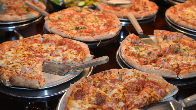 This Once-Bankrupt Pizza Buffet Chain Was Revived In Walmart