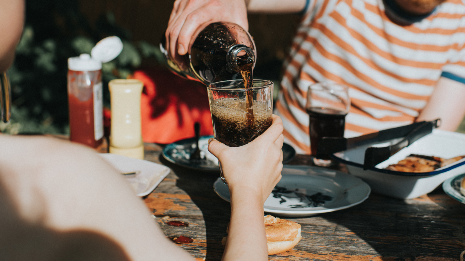 <a href="https://www.foodrepublic.com/1965176/us-state-consumes-most-soda/" target="_blank">This US State Consumes The Most Soda In The Country</a>