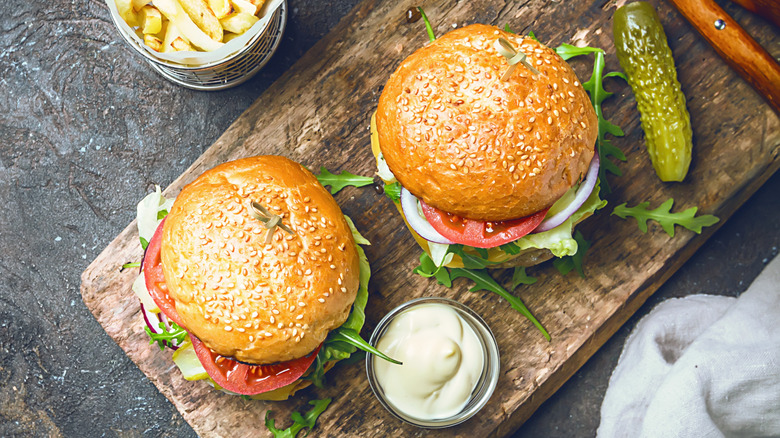 Top view of hamburgers with unidentifiable protein