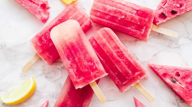 popsicles with watermelon and lemon slices