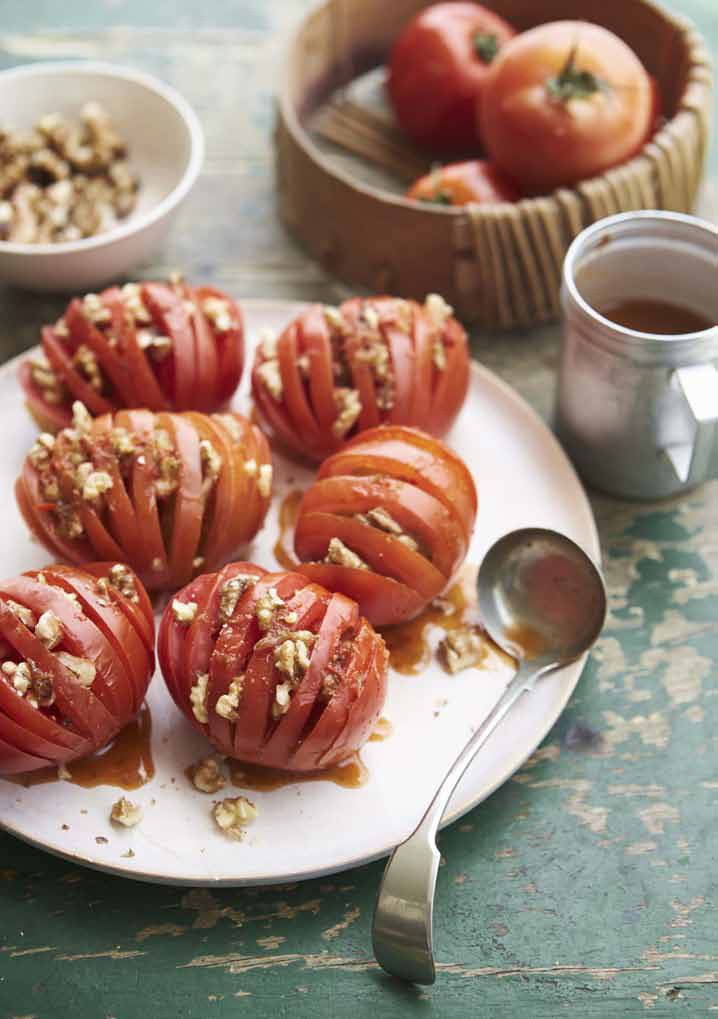 Tomato Walnut Salad Recipe